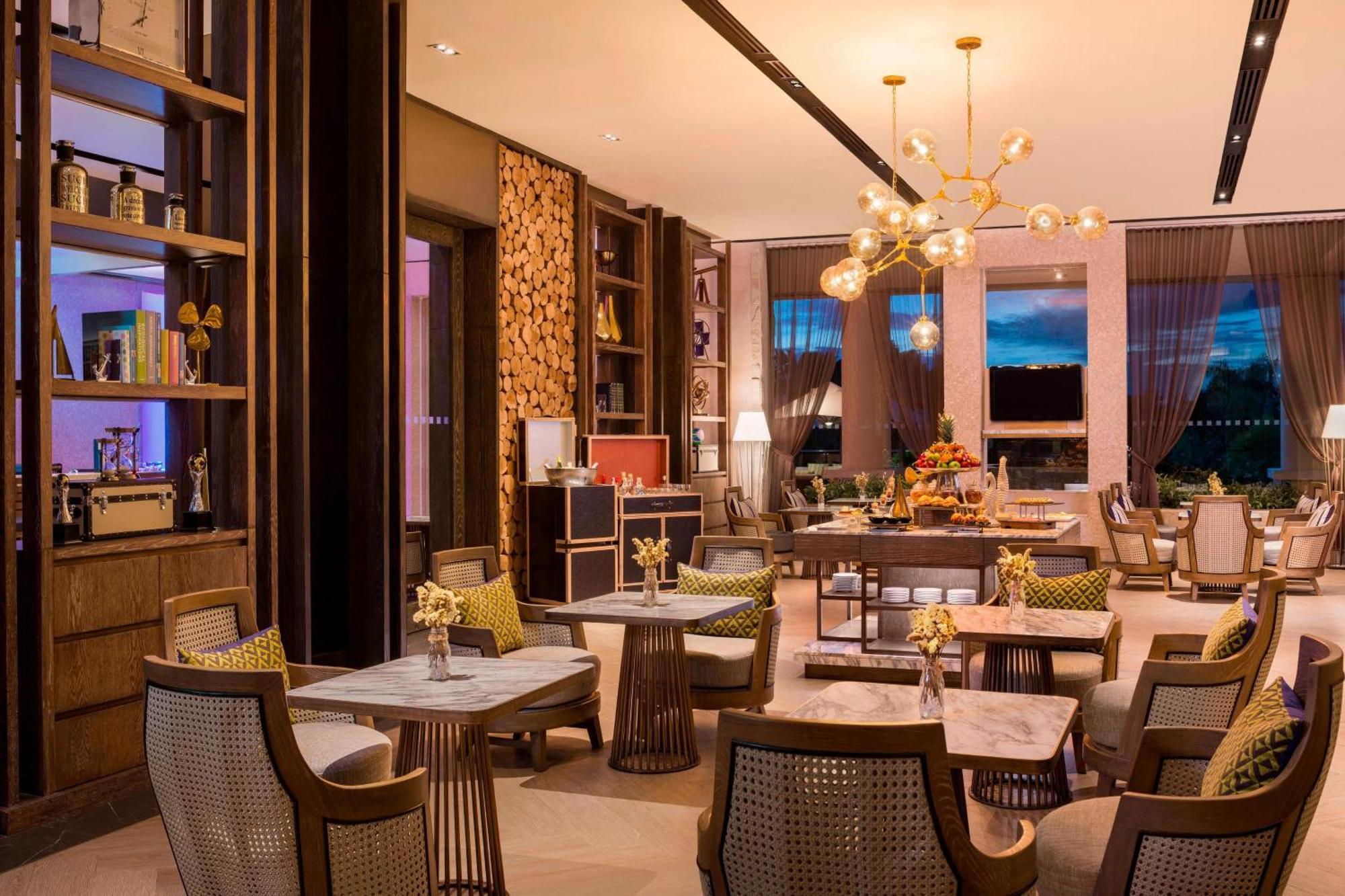 Sheraton Hua Hin & सहारा