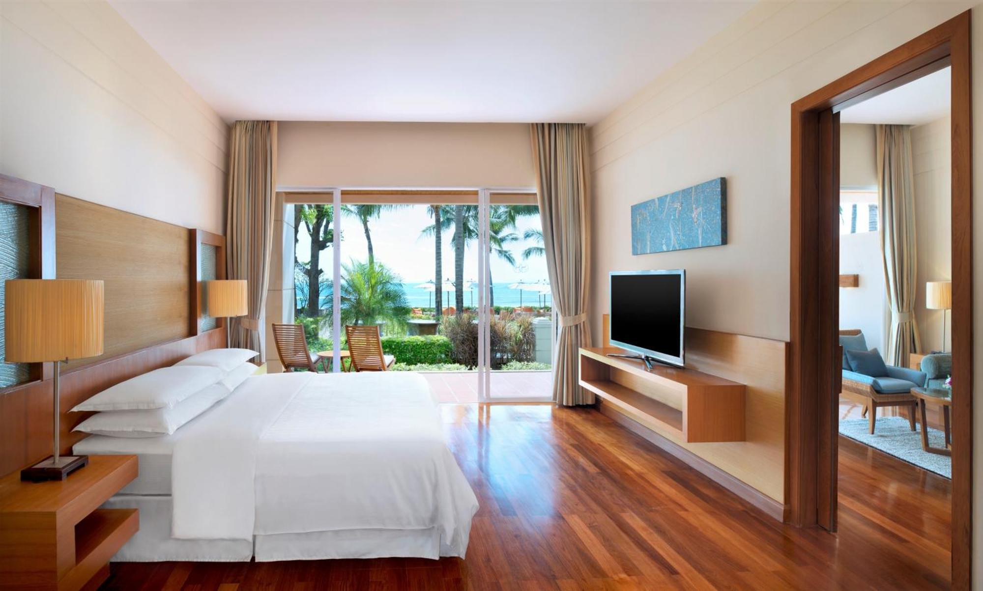 Sheraton Hua Hin & 七岩